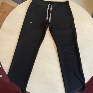 FIGS Kade Cargo Scrub Pants